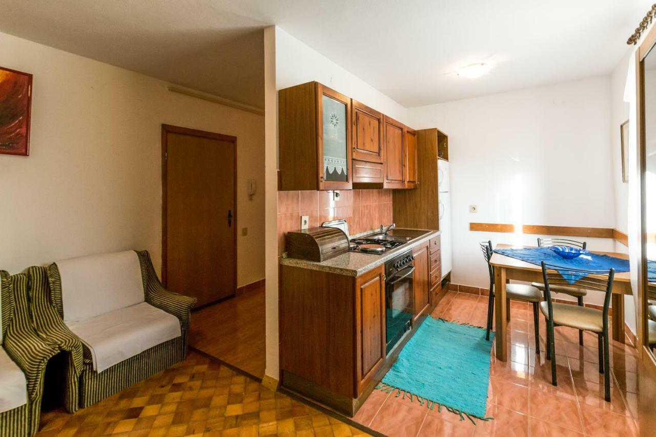 Apartments Mirjana بولا المظهر الخارجي الصورة